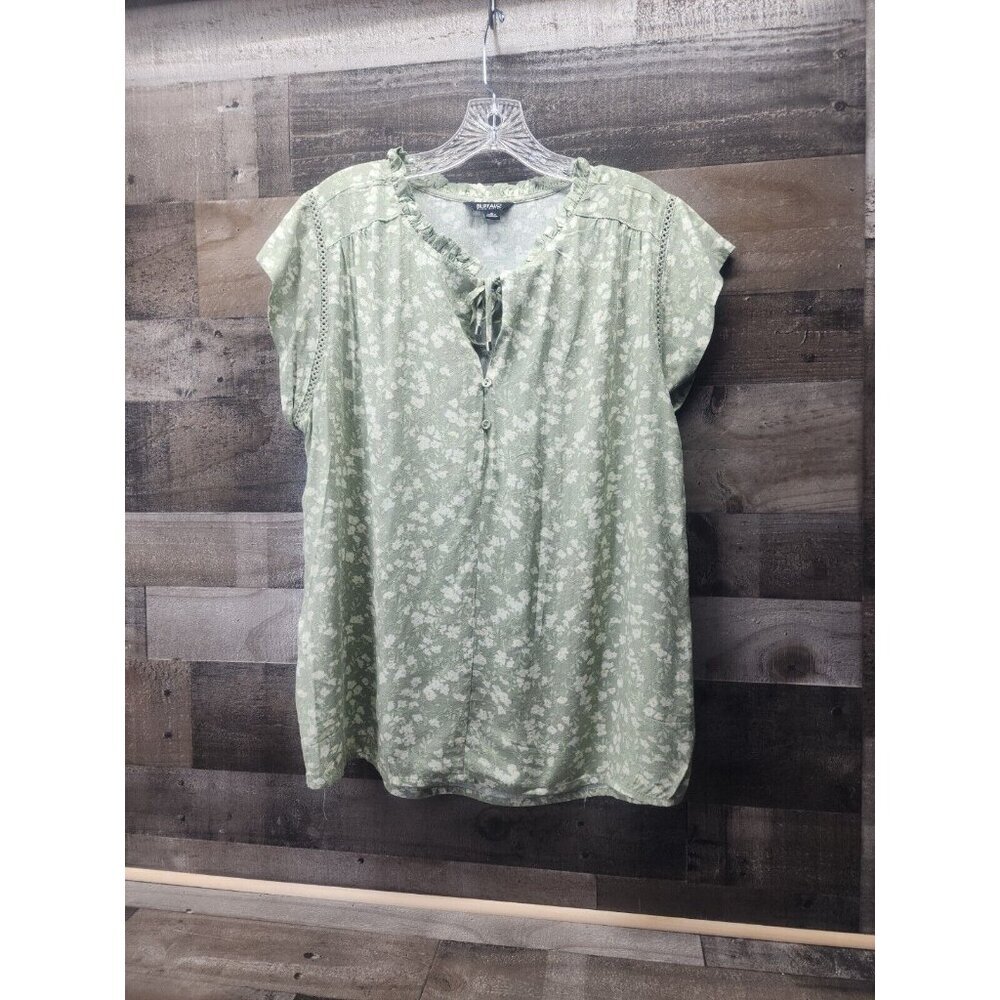 Buffalo David Bitton Shirt Women's Sz M  Floral Flutter Crop Sleeve Top Green